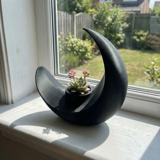 Crescent Moon Planter — Minimalist Desk & Shelf Flower Pot